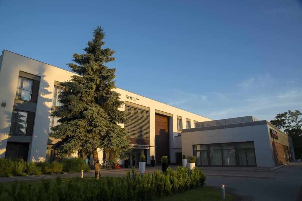 Hotel Sulkowski Conference Resort Boguszyn  Экстерьер фото