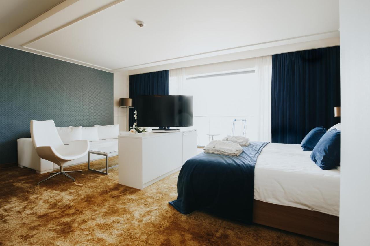 Hotel Sulkowski Conference Resort Boguszyn  Экстерьер фото